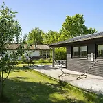 Taet Pa I Kobingsmark Ved ノーポ